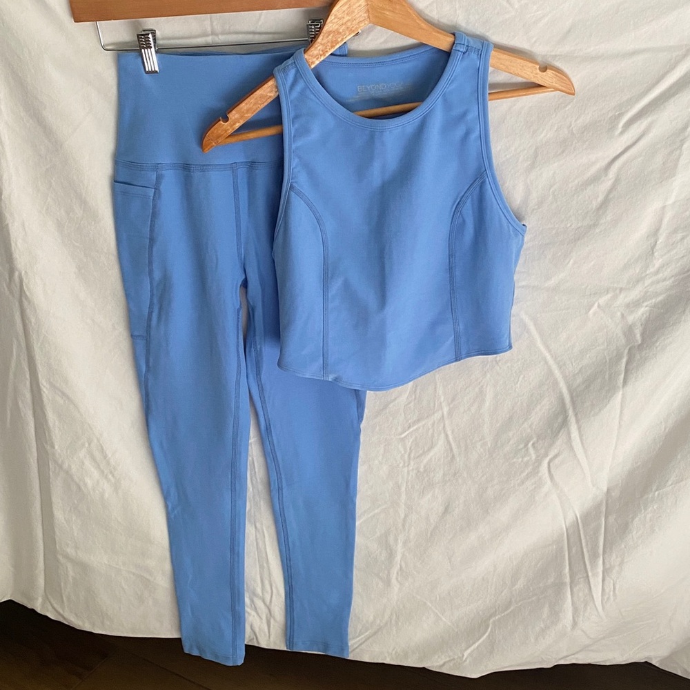 Beyond Yoga Light Blue Activewear Set